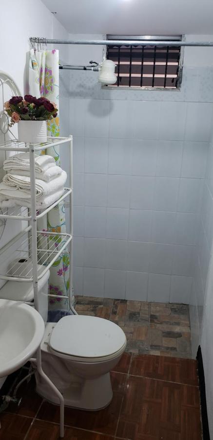 Judys Home - Bed And Breakfast Retalhuleu Eksteriør bilde